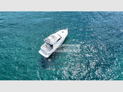 Cantiere Navale Di Livorno Space 360 Fly ( Motori 2021 )