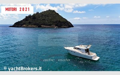 Cantiere Navale di Livorno Space 360 fly ( motori 2021 ) usato