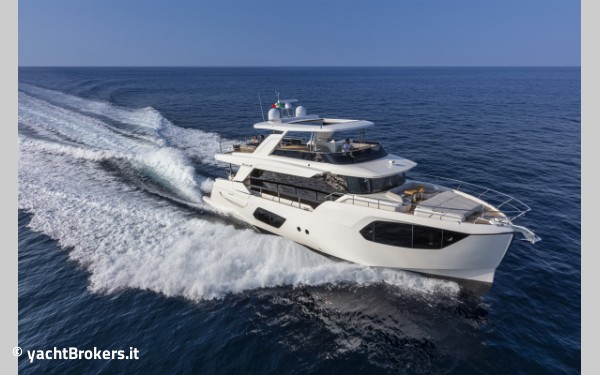 Absolute Navetta 68