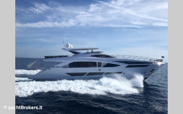Amer Yachts 100