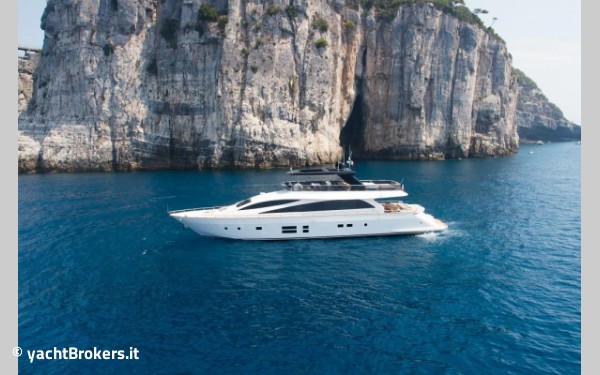 Amer Yachts Amer 94