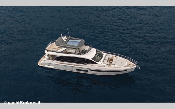 Azimut 72 Fly