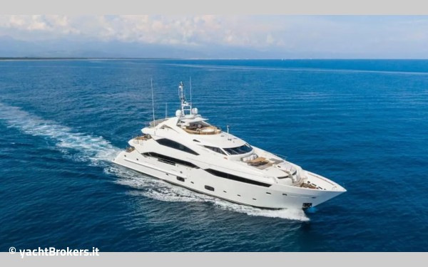 Sunseeker 40m Yacht