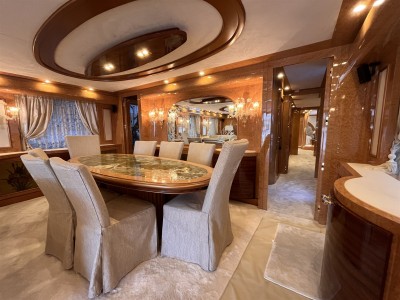 Amer Yachts 100
