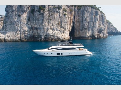 Amer Yachts Amer 94