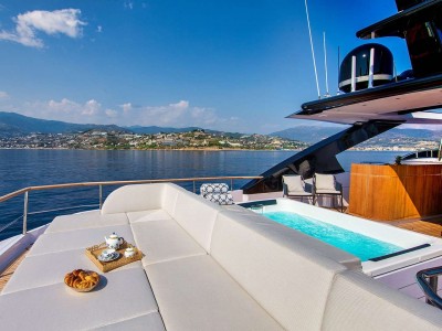 Amer Yachts Amer F100