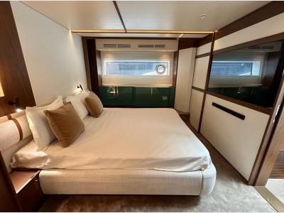 Azimut 72 Fly