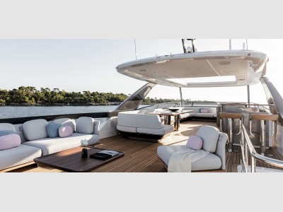 Azimut Grande 26m