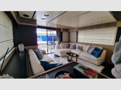 Azimut Magellano 66