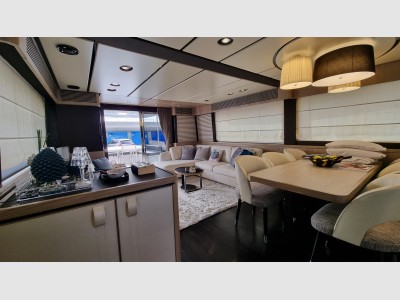 Azimut Magellano 66