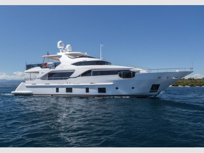 Benetti 93 Delfino