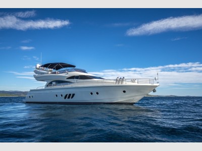 Dominator Yachts Dominator 62