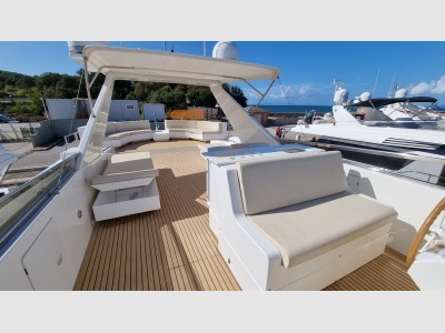 Falcon Yachts Falcon 82s