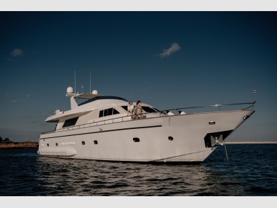 Falcon Yachts Falcon 82s