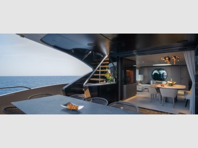 Overmarine Mangusta 104 Rev