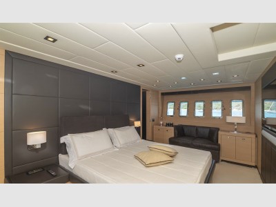 Overmarine Mangusta 92