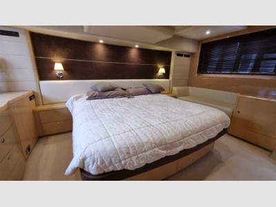 Princess Yachts 62