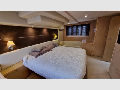 Princess Yachts 62