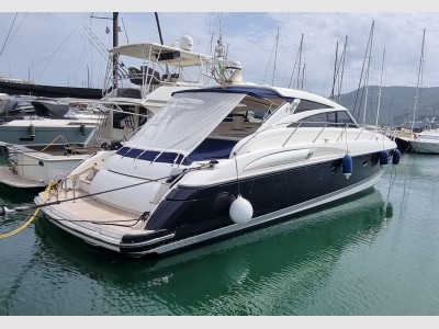 Princess Yachts V58