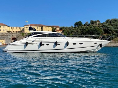Princess Yachts V58