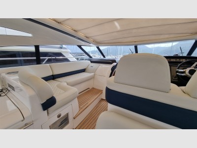 Princess Yachts V58