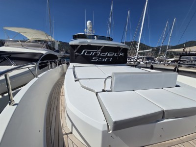 Sundeck Yachts Sundeck 550