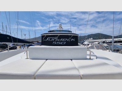 Sundeck Yachts Sundeck 550