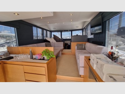 Sundeck Yachts Sundeck 550