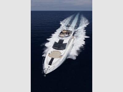 Sunseeker 68 Sport Yacht