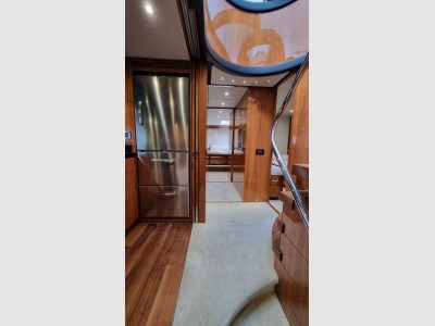 Sunseeker 68 Sport Yacht