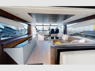 Sunseeker Predator 74 Xps