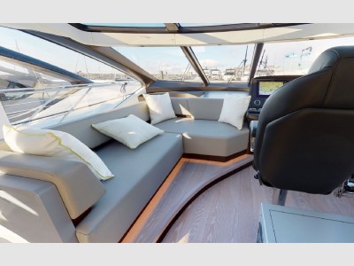 Sunseeker Predator 74 Xps