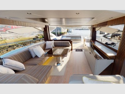 Sunseeker Predator 74 Xps