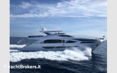 Amer Yachts 100 usato