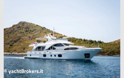 Benetti Legend 85 usato