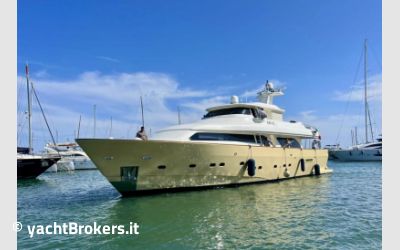 Custom Line Navetta 27 usato