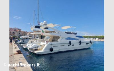 Ferretti Yachts FERRETTI 620 usato
