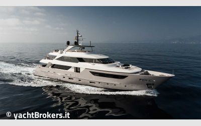 Sanlorenzo SD126 usato