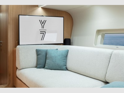 Yyachts Y7